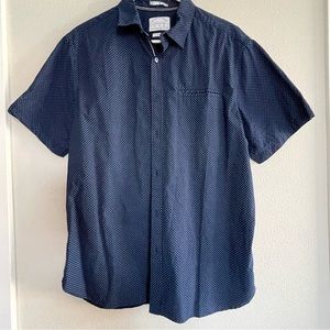 Men’s short sleeve button up shirt